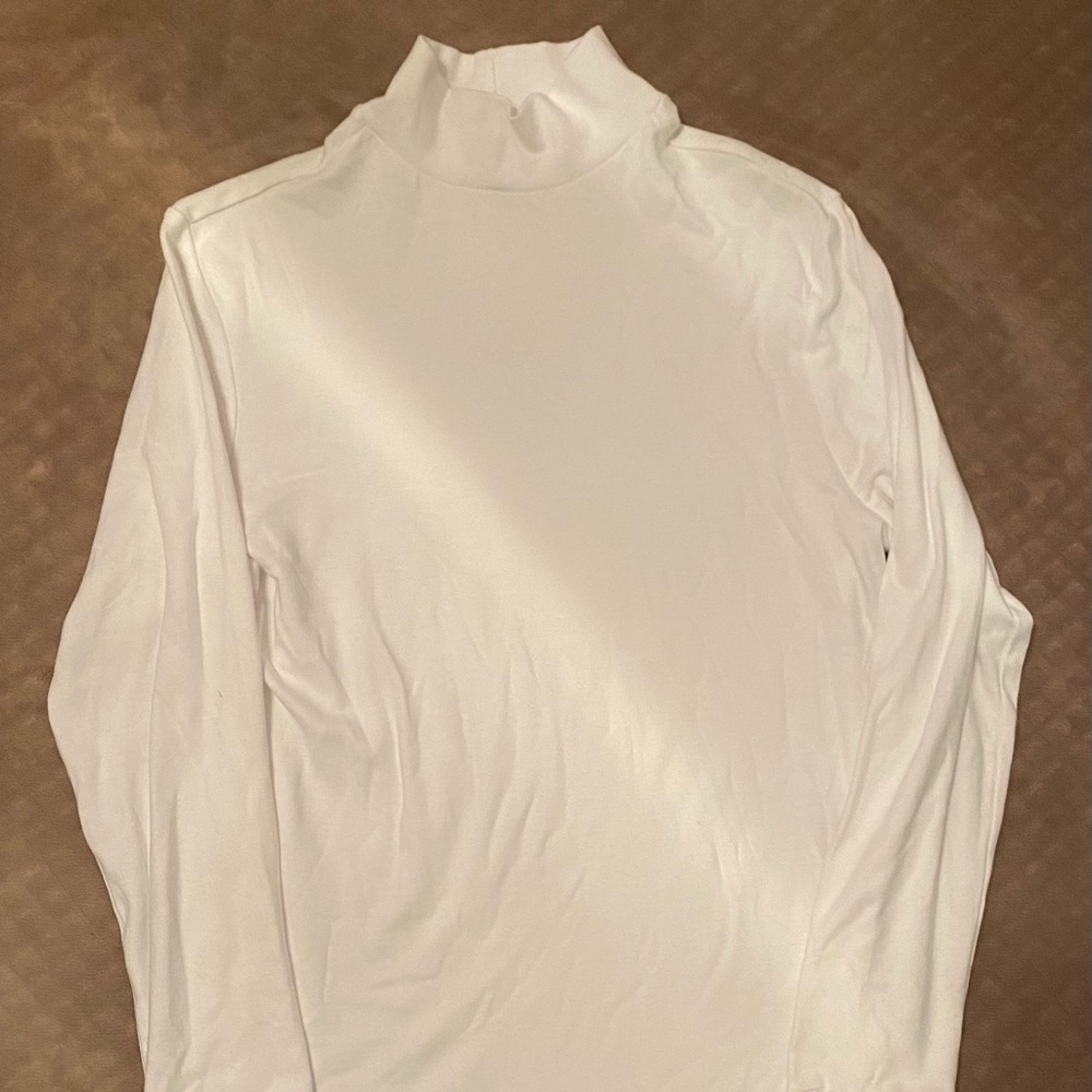 COPY - White turtleneck sweater